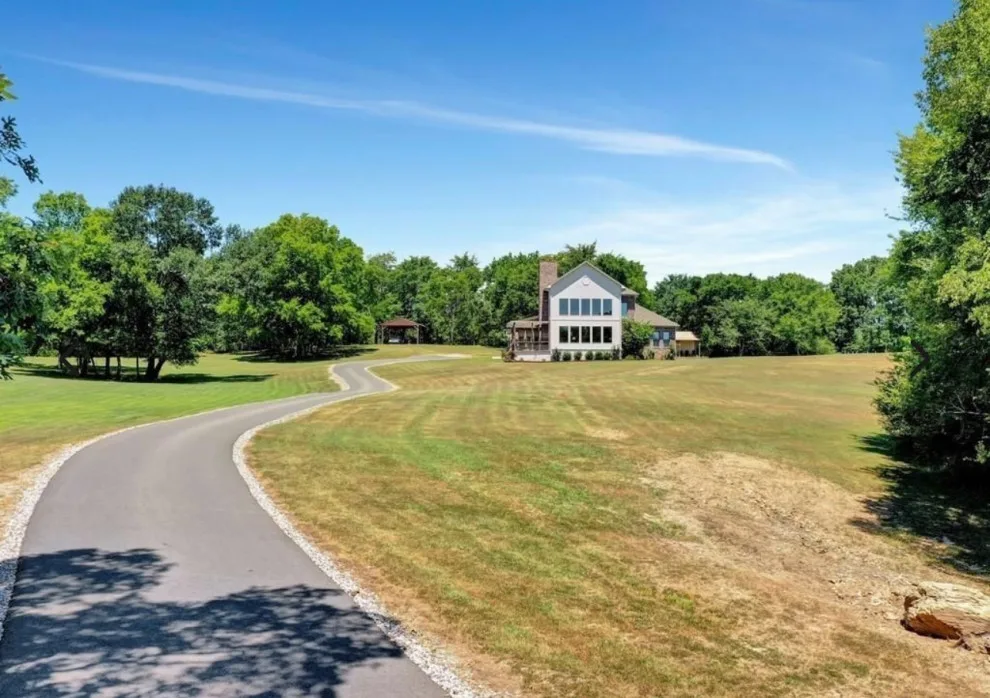Expansive Custom Home on 10 Acres by Neil Robinson Custom Homes, LLC - Photo 31