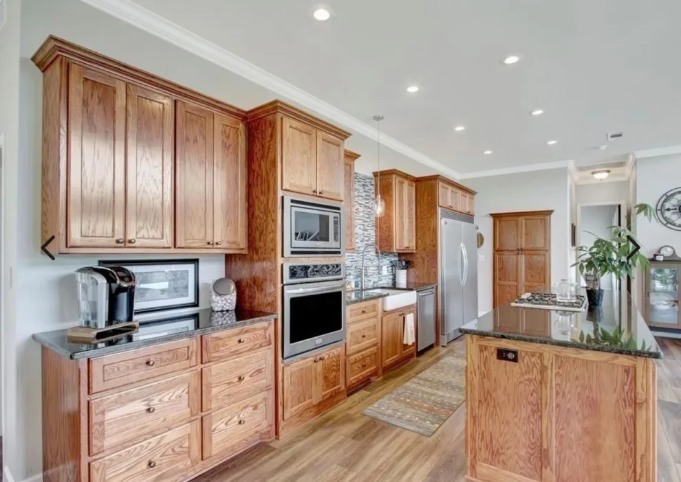 Expansive Custom Home on 10 Acres by Neil Robinson Custom Homes, LLC - Photo 8