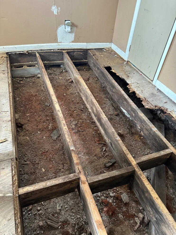 Client Carpet and Flashing Installation Return by JM Customs & Restorations - Photo 13
