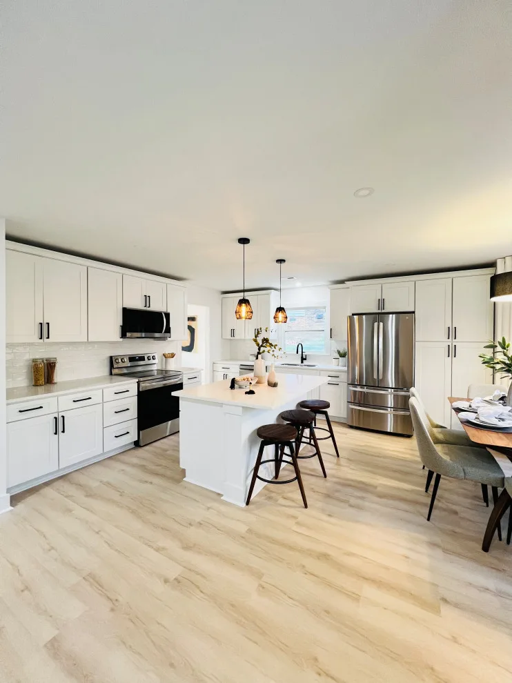 Comprehensive Home Renovation: Kitchen(1), Bathrooms(3) by Colibri Construction - Photo 13