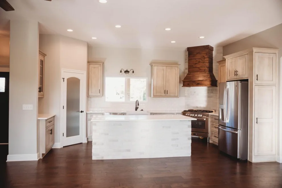 Southampton Properties New Residence by Kahmann Construction LLC - Photo 3