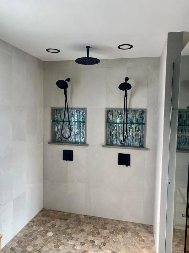 Tapps Lake Restroom by Craftsman Construction - Photo 11
