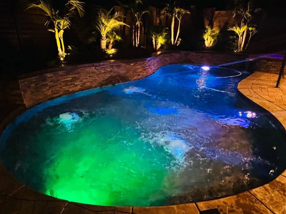 ESCONDIDO POOL AND OUTDOOR KITCHEN PROYECT 2 by BNC Builders INC. - Photo 8