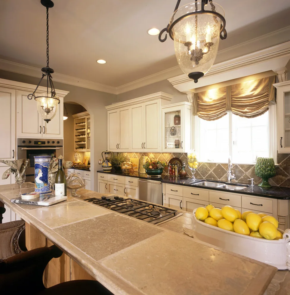 Castle Interiors Design by Castle Homes - Photo 4