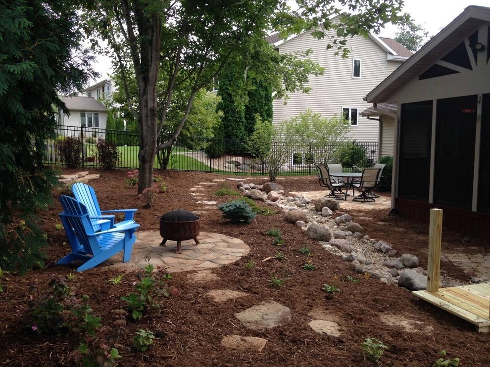 Dry Creek Bed by Avant Gardening & Landscaping Inc - Photo 3
