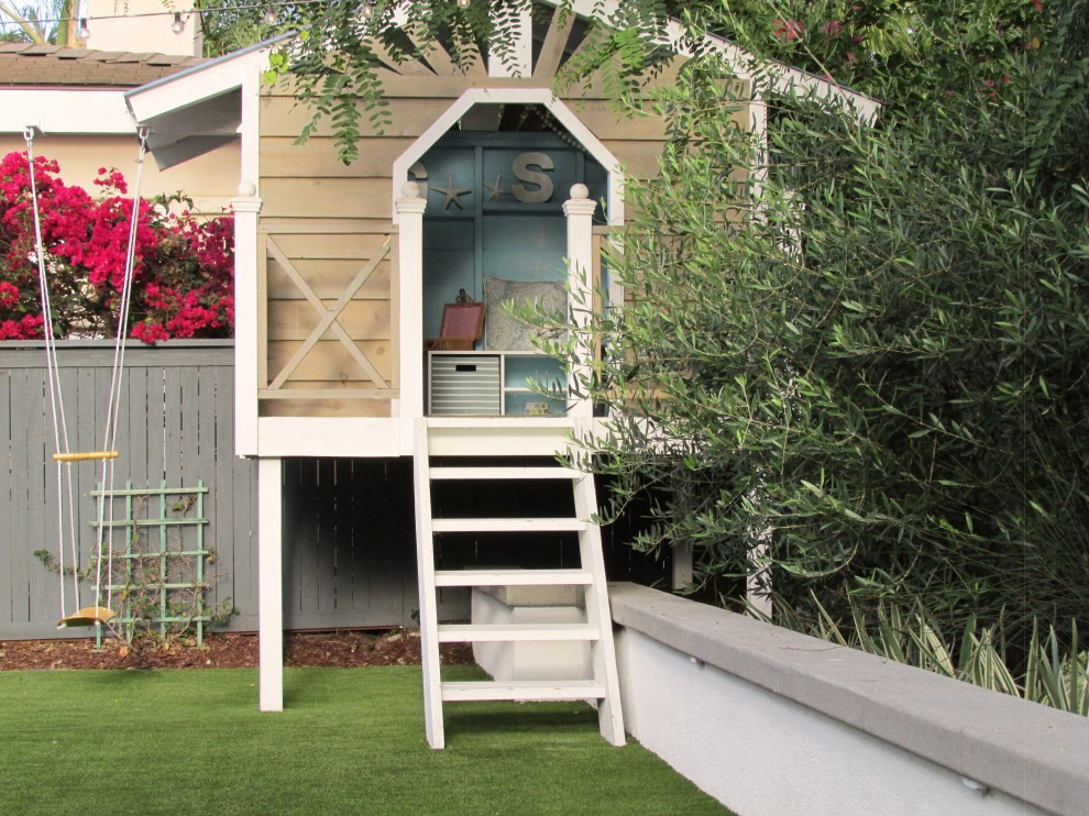 Landie Coastal Modern by SP Gardens - Susanna Pagan Landscape Design - Photo 4