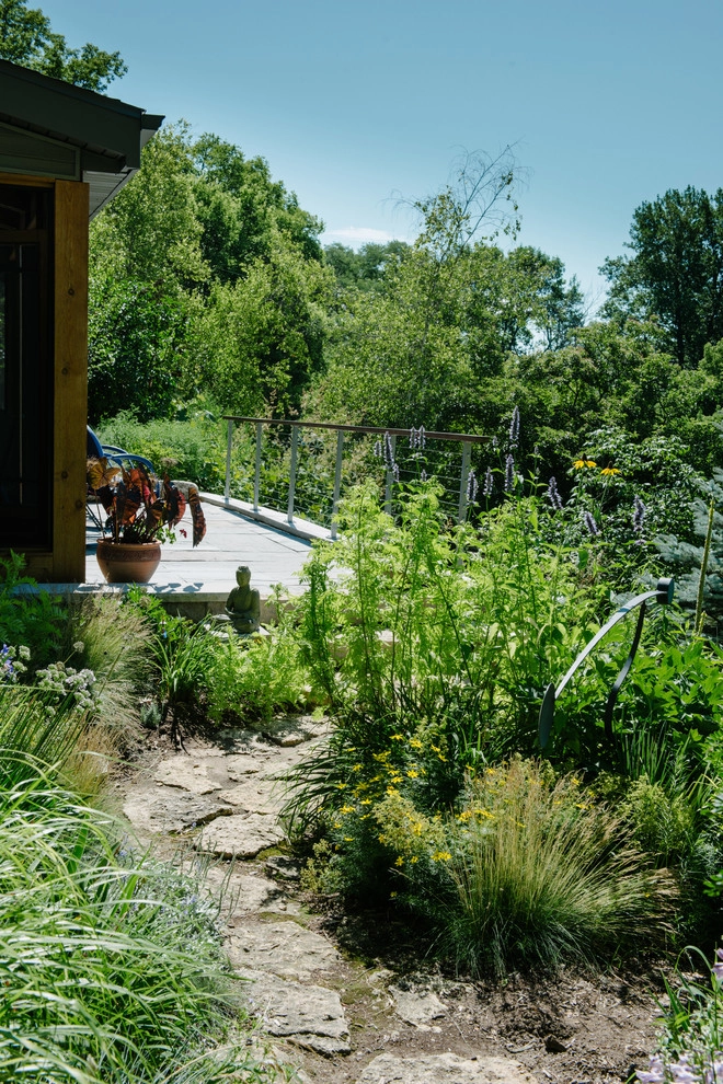Hillside Terrace by Avant Gardening & Landscaping Inc - Photo 6