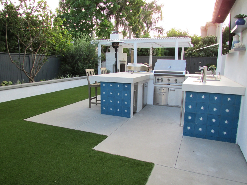 Landie Coastal Modern by SP Gardens - Susanna Pagan Landscape Design - Photo 13