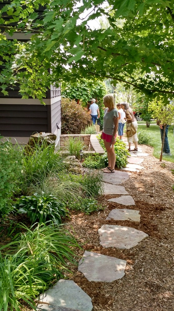 Craftsman Small-Space Gardening by Avant Gardening & Landscaping Inc - Photo 3