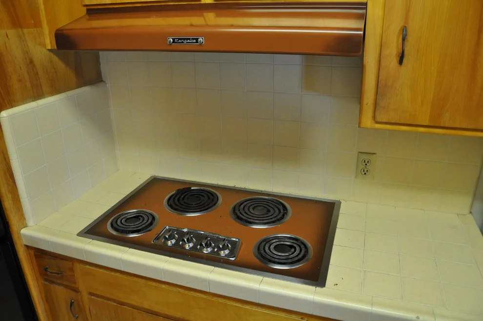 Karen's Kitchen Renovation by V-Builders - Photo 6