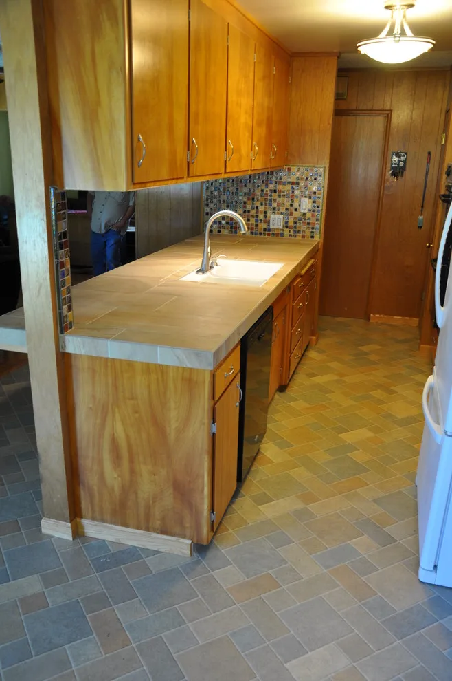 Karen's Kitchen Renovation by V-Builders - Photo 5