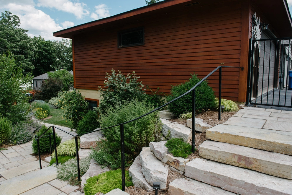 Lakeside Retreat by Avant Gardening & Landscaping Inc - Photo 5