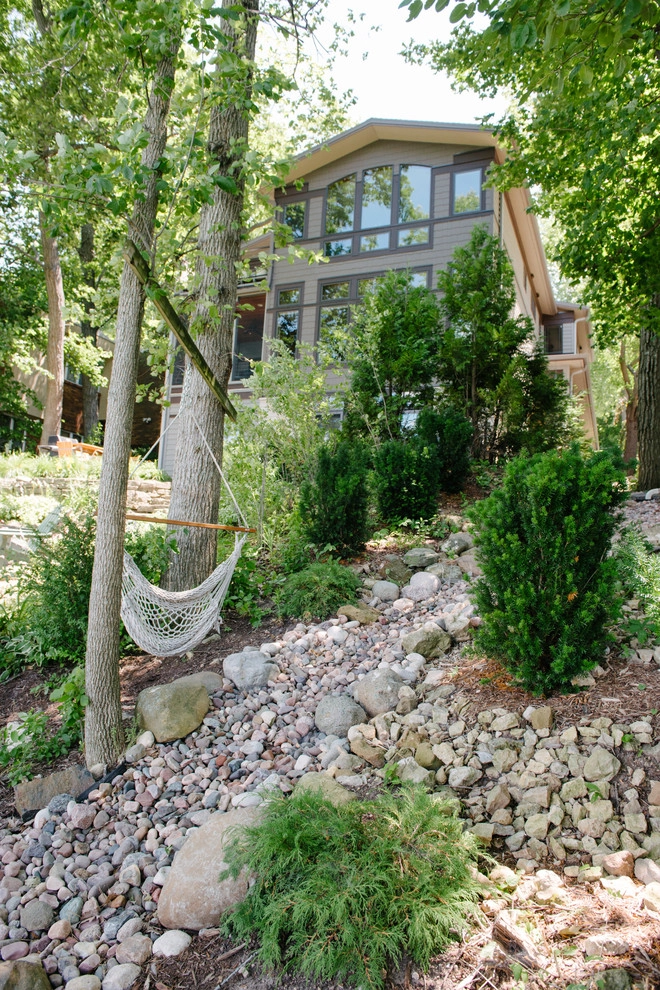 Lakeside Slope Stabilization by Avant Gardening & Landscaping Inc - Photo 5