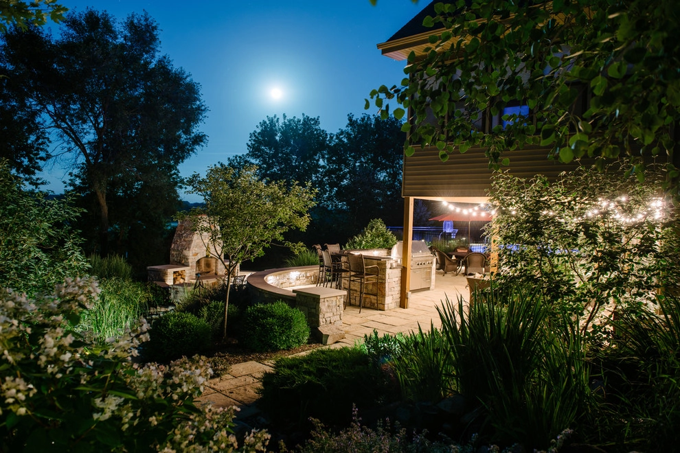 Backyard Retreat by Avant Gardening & Landscaping Inc - Photo 6