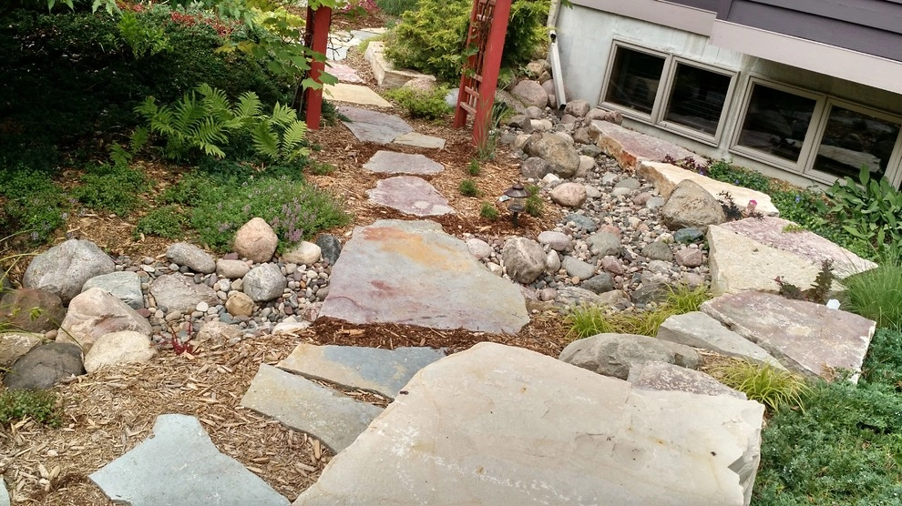 Craftsman Small-Space Gardening by Avant Gardening & Landscaping Inc - Photo 10