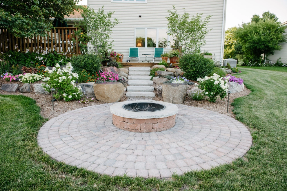 Firepit Patio by Avant Gardening & Landscaping Inc - Photo 3
