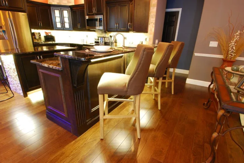 Modern Kitchen by L-Bro Enterprises Inc. - Photo 3