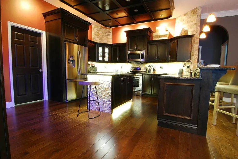 Modern Kitchen by L-Bro Enterprises Inc. - Photo 4