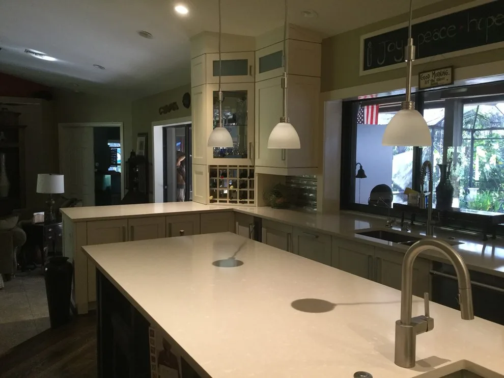 Kitchen Renovation (Before and After) by DeRoos2 Contracting & Renovations - Photo 5
