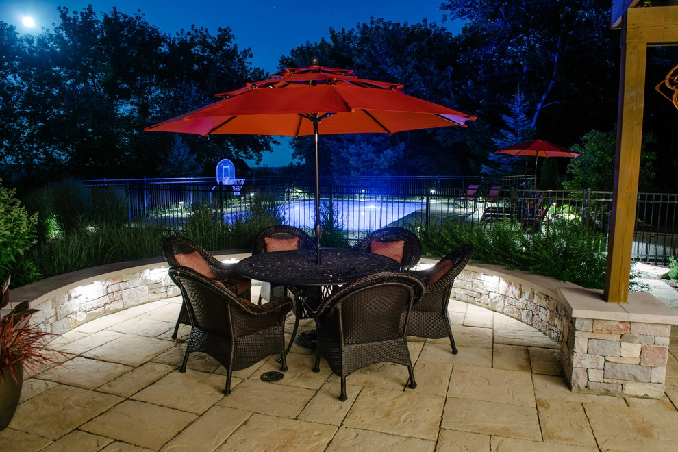 Backyard Retreat by Avant Gardening & Landscaping Inc - Photo 3
