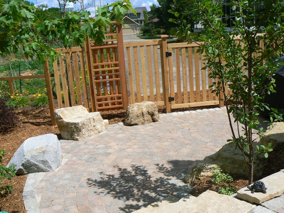 Privacy Screen by Avant Gardening & Landscaping Inc - Photo 6