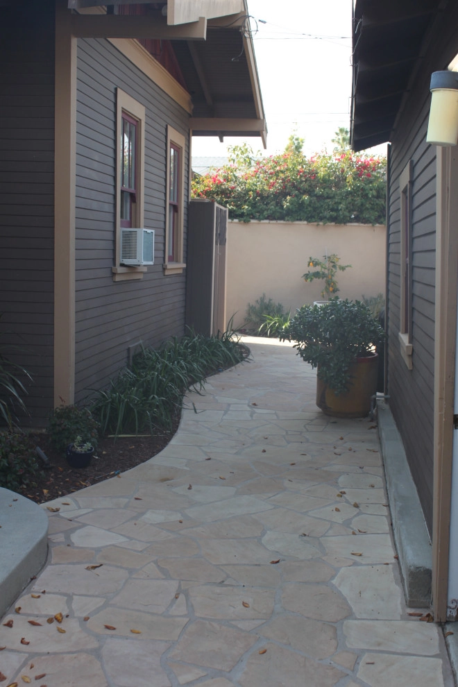 Long Beach Craftsman by Avenue 39 Landscape Design - Photo 2