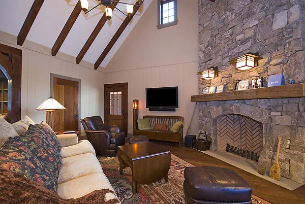 Waterfront Lodge by The Berry Group - Photo 2
