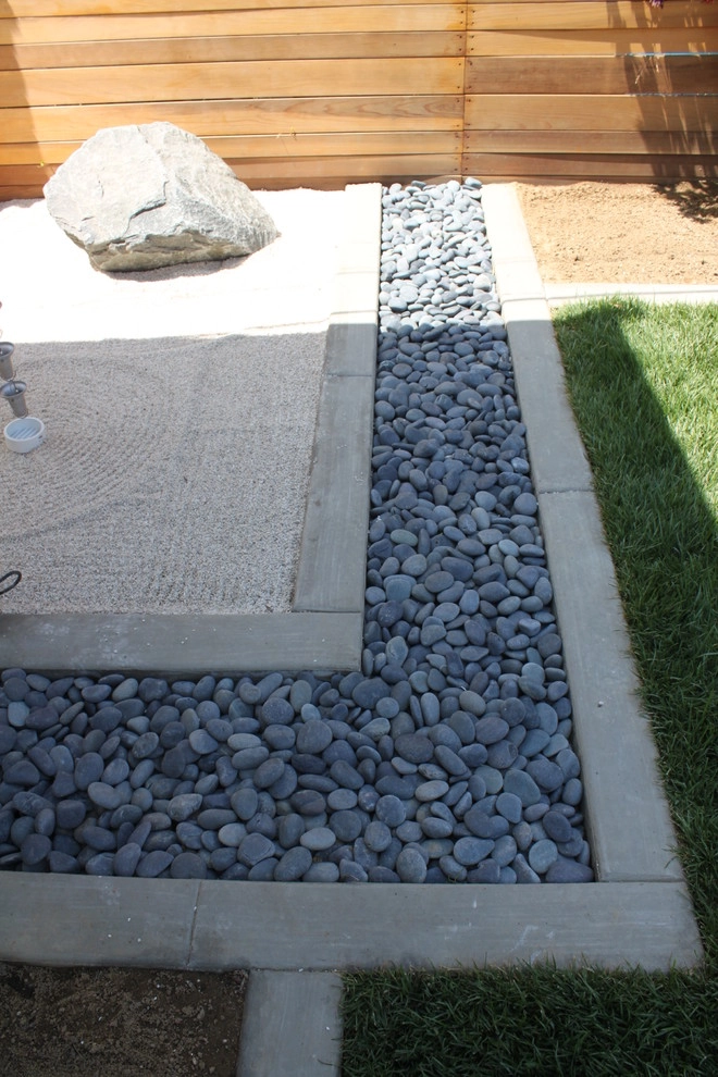 Cliff May Rancho 1 by Avenue 39 Landscape Design - Photo 4