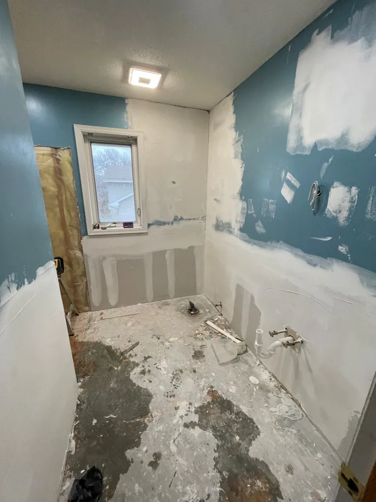 LFT Restroom by Elevate Renovations - Photo 3
