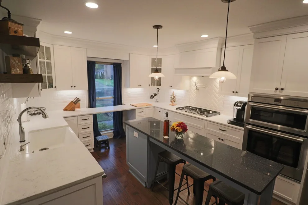 Complete Home Renovation - Linn Station by Vincent Abell Contracting - Photo 9