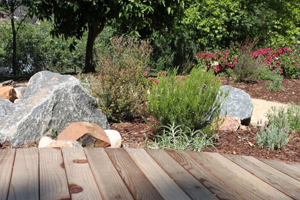 Lakeside by Avenue 39 Landscape Design - Photo 4
