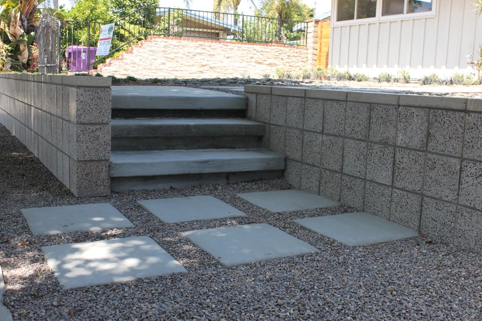 Cliff May Rancho 1 by Avenue 39 Landscape Design - Photo 5