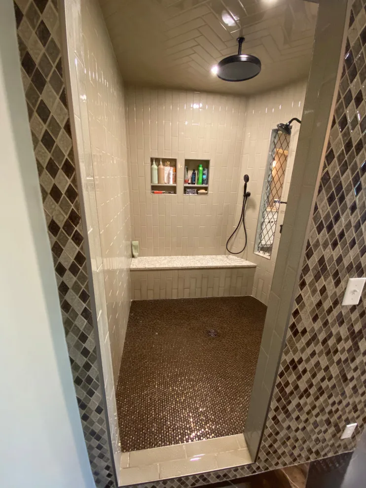 Bathroom and Closet Renovation by Kahmann Construction LLC - Photo 8