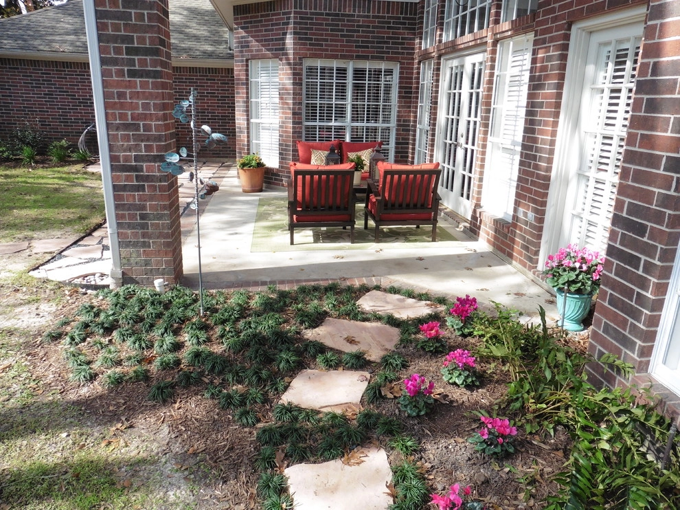 Project in Spring Valley Village, Texas by Sterling Design & Landscape Resources - Photo 2