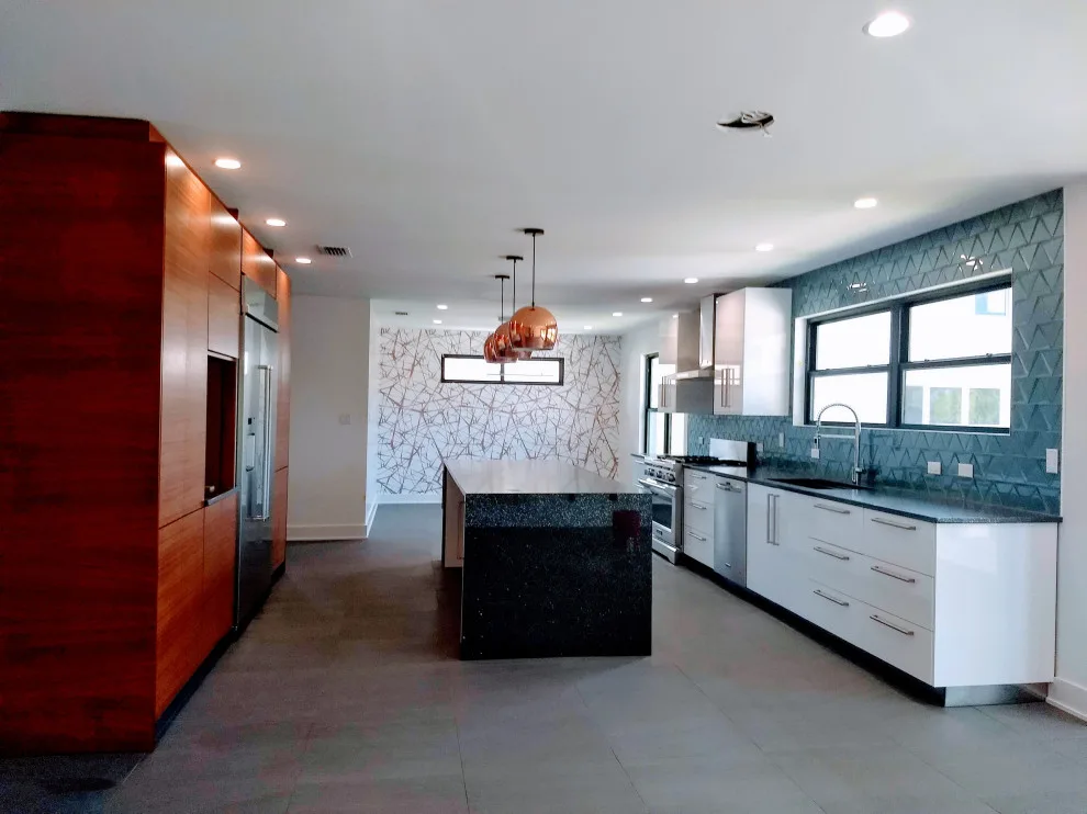 Mid-Century Residence by Distinctive Homes, LLC - Photo 7