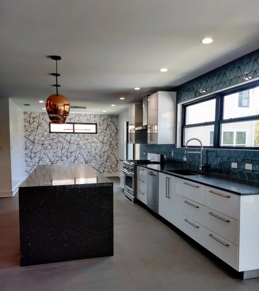 Mid-Century Residence by Distinctive Homes, LLC - Photo 5