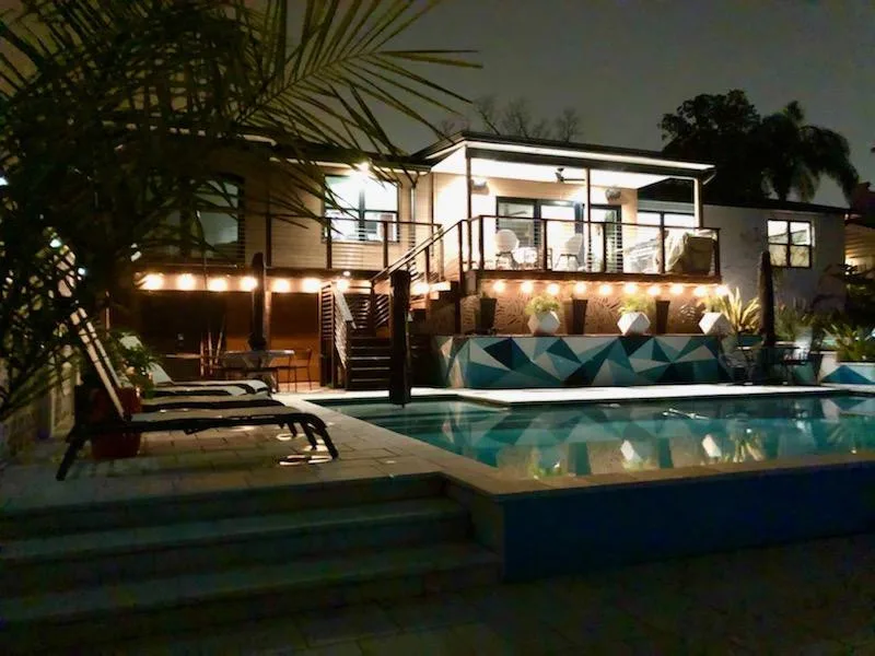 Distinctive Homes, LLC - Photo 11