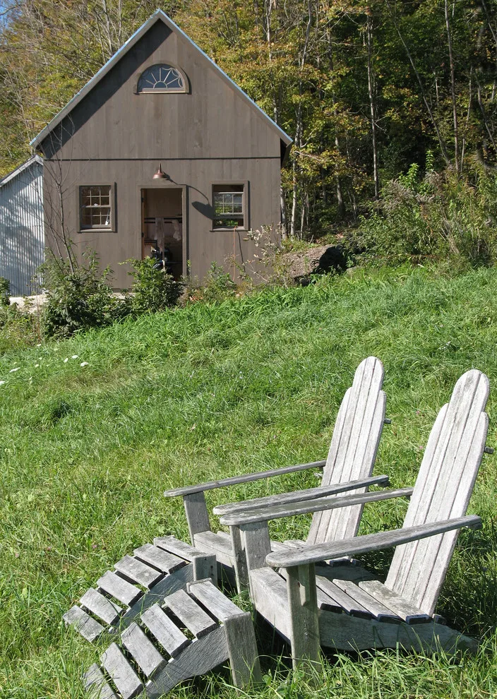 Middlefield Lodge by Uncarved Block Inc. - Photo 3