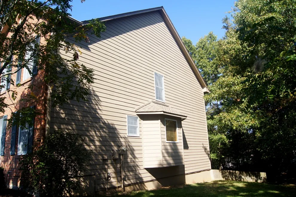 Midwestern Vinyl Siding Renovation by Trueson Exteriors - Photo 4
