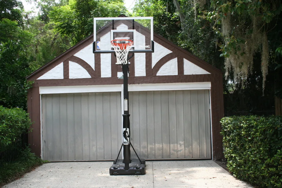 Custom Garage Renovation in the Miramar Area by LCG Design And Build - Photo 2