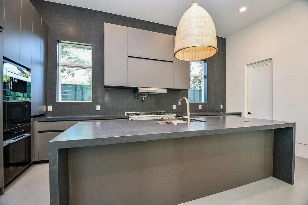 Novara Construction - Photo 12
