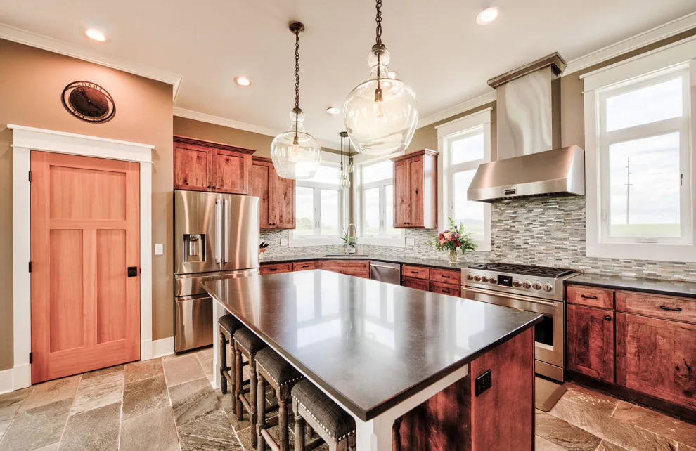 Contemporary Kitchen by Ealy Construction - Photo 2