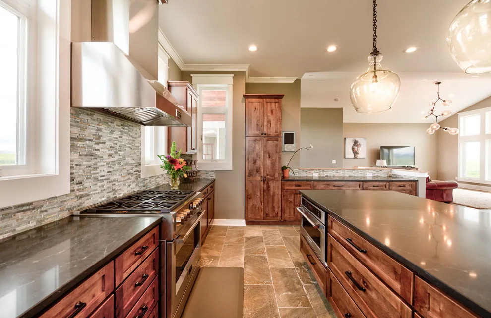Contemporary Kitchen by Ealy Construction - Photo 9