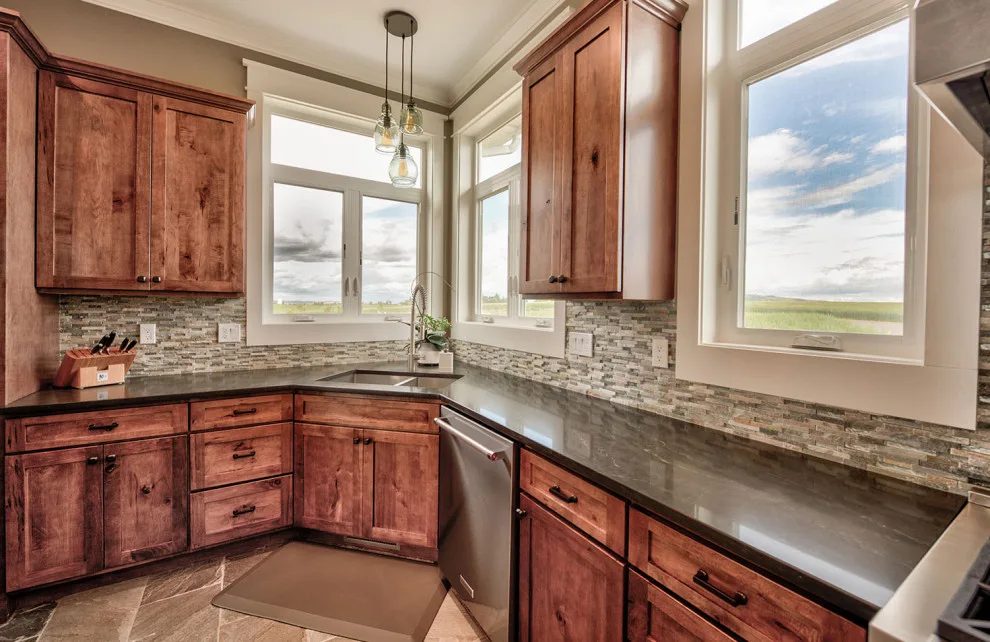 Contemporary Kitchen by Ealy Construction - Photo 4
