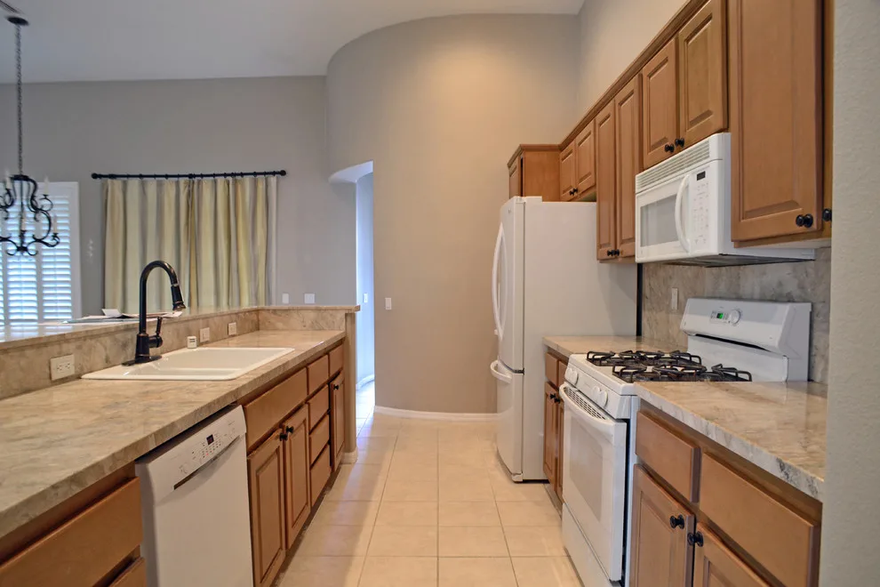 Contemporary Kitchen Renovation by AFR Construction - Photo 3