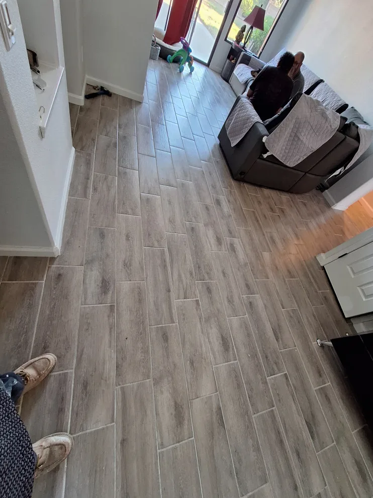 Bathroom Renovation: Tiles and Paint by Rigos Painting Services - Photo 13