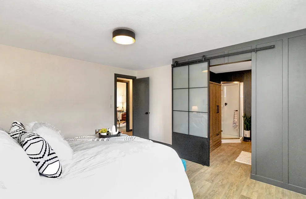Stevens Lake by Contemporary Quarters - Photo 10