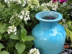 Fun With Color by B. Gardening Landscape Design - Photo 7