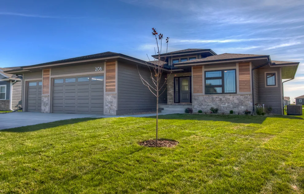 Tailored Ranch Design by Unique Homes Iowa - Photo 10