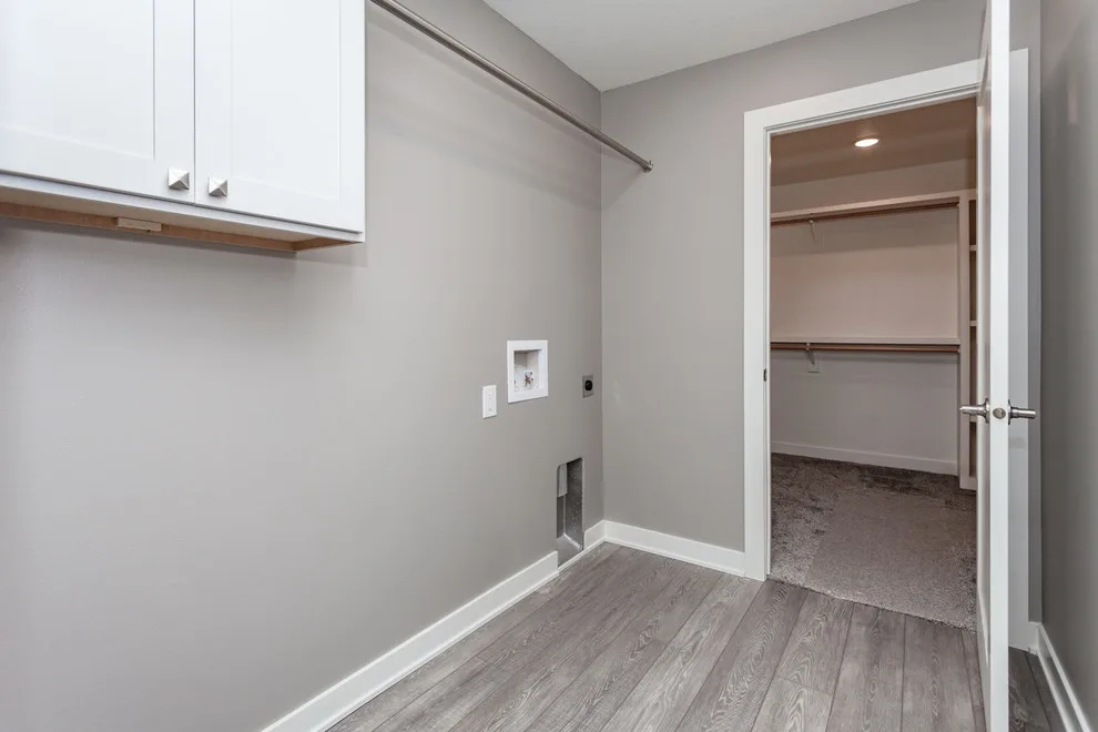 Tailored Ranch Design by Unique Homes Iowa - Photo 13